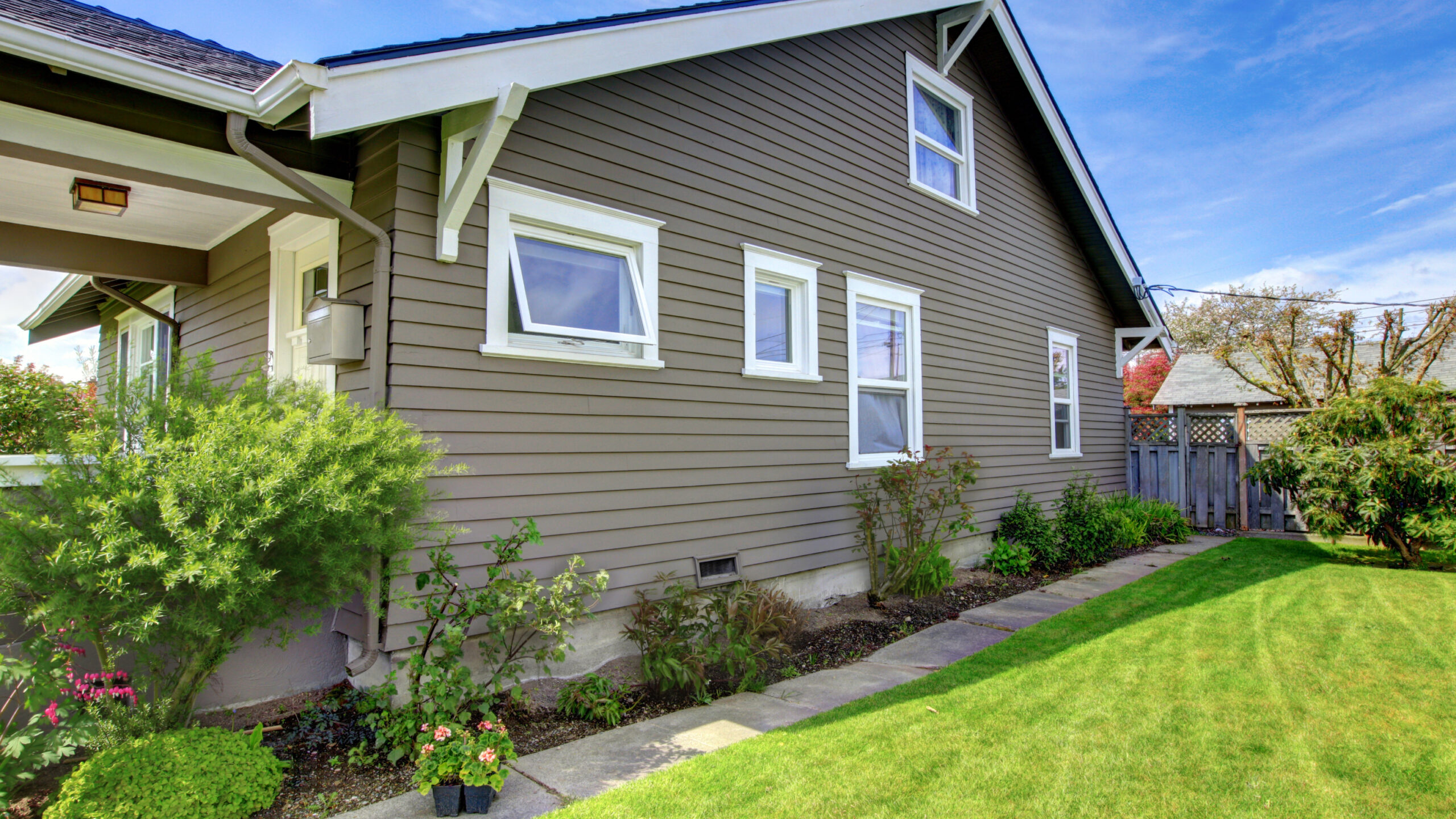 Siding-1.2504281309054